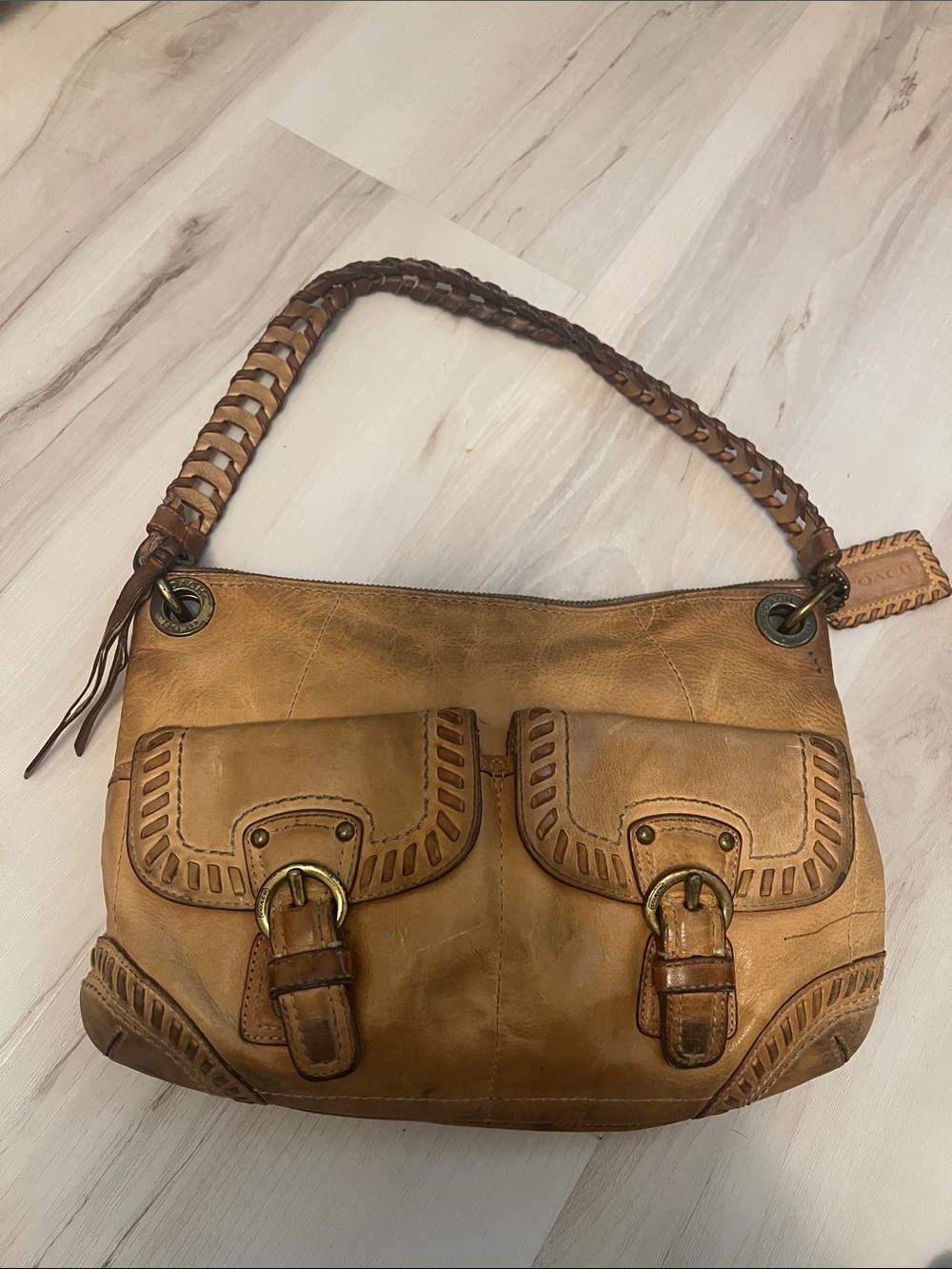 Vintage Coach Leather Shoulder Bag in Tan